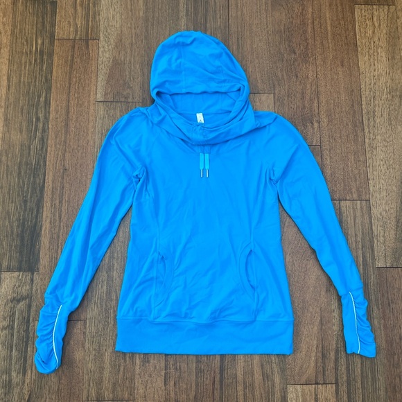 lululemon athletica Jackets & Blazers - Women’s Lululemon teal pullover hoodie workout jacket - sz 6